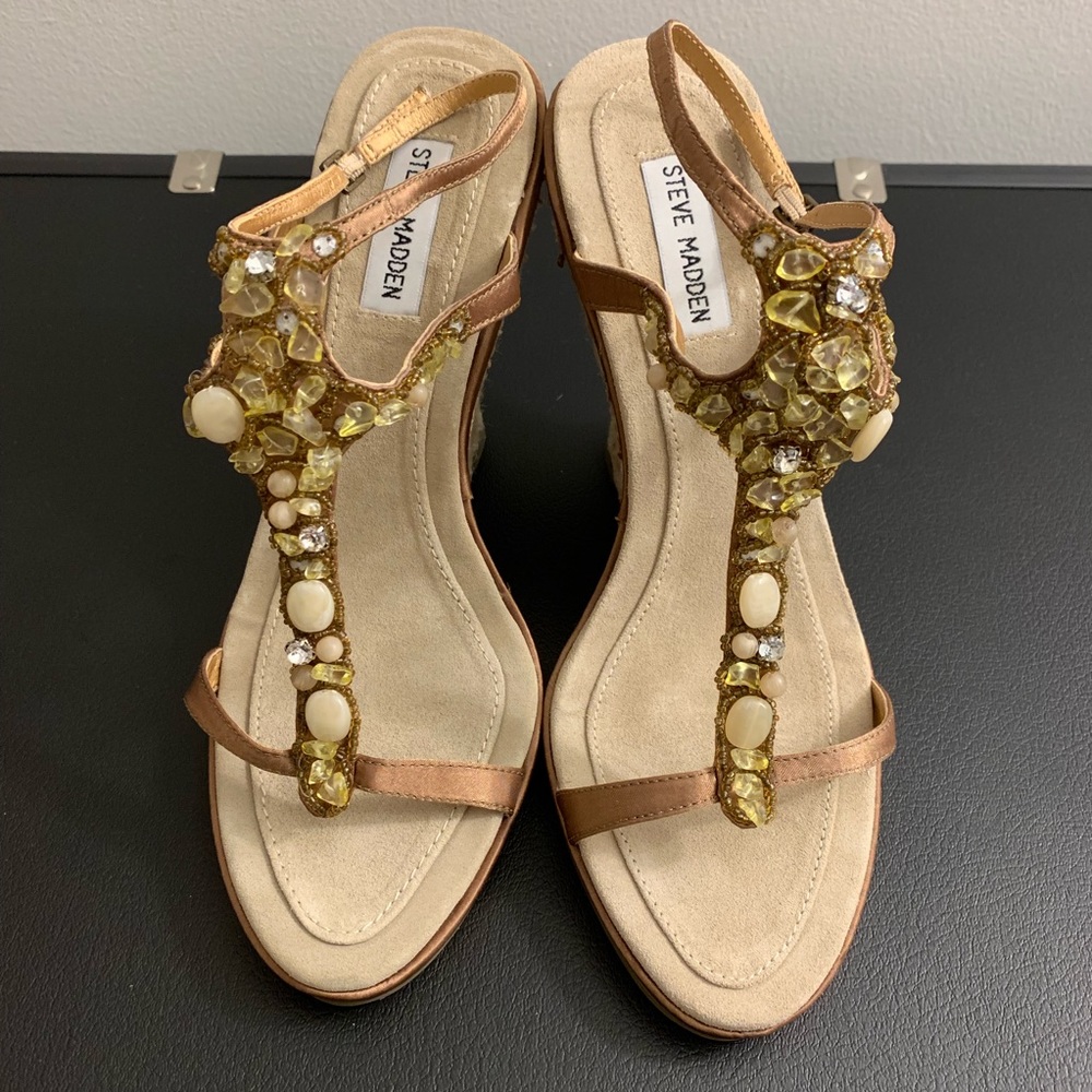 NWOT — Steve Madden wedge rhinestone sandals